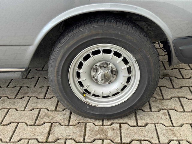 1983 mercedes-benz 300 cd personenauto - afbeelding 22 van  34
