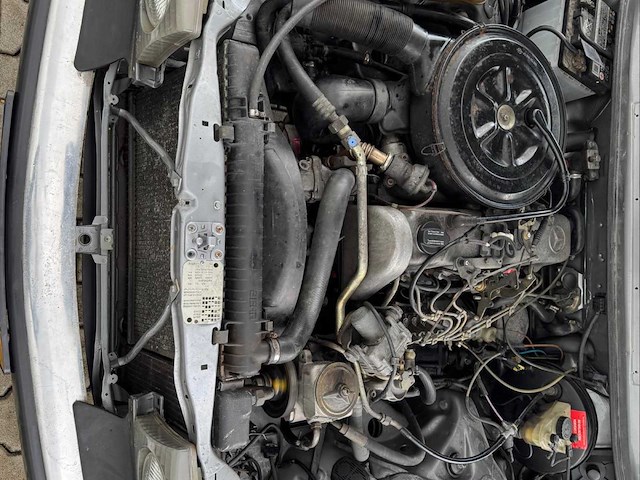 1983 mercedes-benz 300 cd personenauto - afbeelding 25 van  34