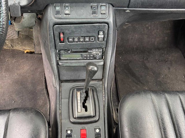 1983 mercedes-benz 300 cd personenauto - afbeelding 27 van  34