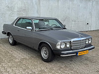 1983 mercedes-benz 300 cd personenauto - afbeelding 23 van  34