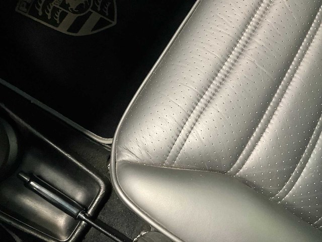 1983 porsche 911 3.2 coupé personenauto - afbeelding 11 van  23