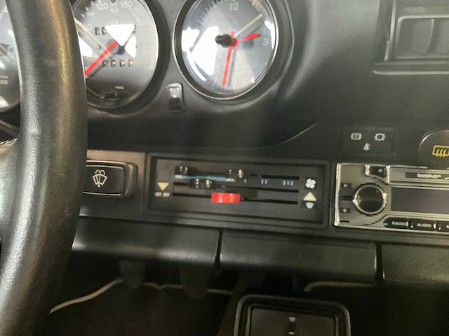 1983 porsche 911 3.2 coupé personenauto - afbeelding 14 van  23