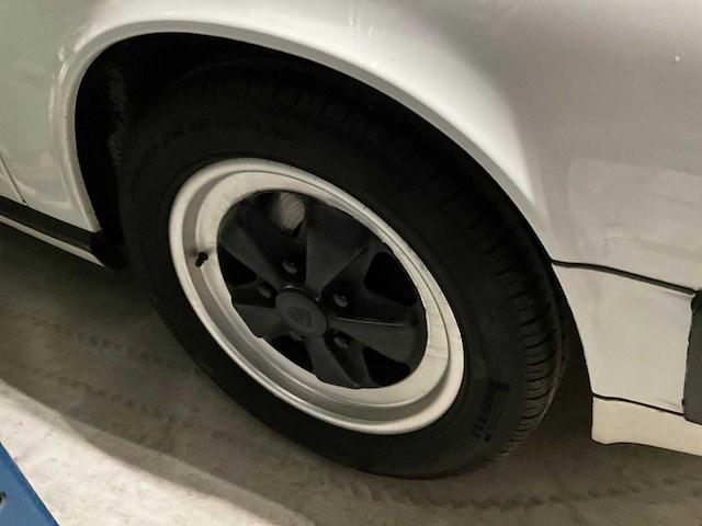 1983 porsche 911 cabrio personenauto - afbeelding 24 van  32