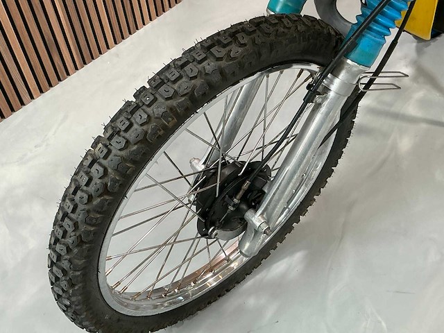 1983 suzuki ts 80x motorfiets - afbeelding 17 van  27