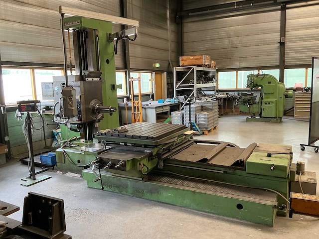 1983 tos varnsdorf w9a cnc-horizontale kotter- en freesmachine - afbeelding 1 van  32