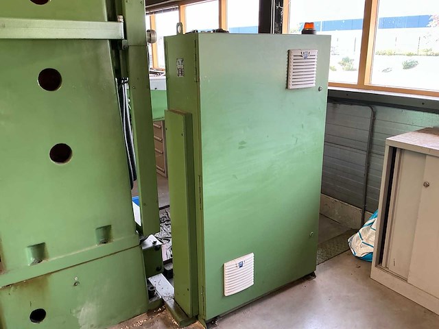 1983 tos varnsdorf w9a cnc-horizontale kotter- en freesmachine - afbeelding 7 van  32