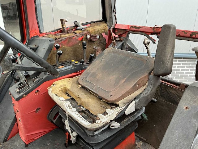 1983 valmet 705 vierwielaangedreven landbouwtractor - afbeelding 4 van  14