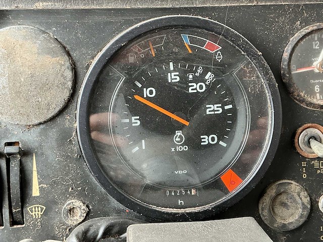 1983 valmet 705 vierwielaangedreven landbouwtractor - afbeelding 7 van  14