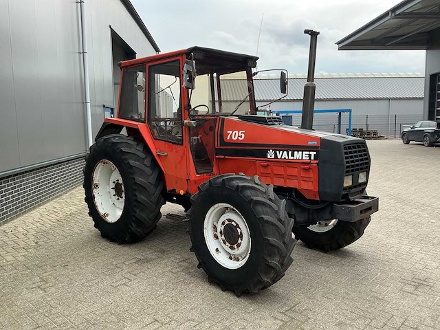 1983 valmet 705 vierwielaangedreven landbouwtractor - afbeelding 10 van  14