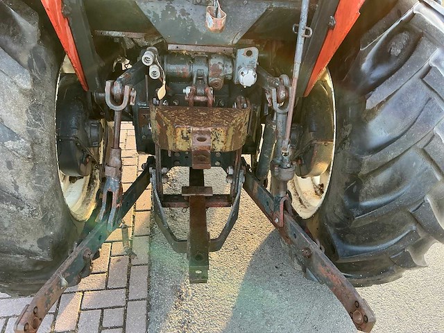 1983 zetor 6011 tweewielaangedreven landbouwtractor - afbeelding 10 van  21