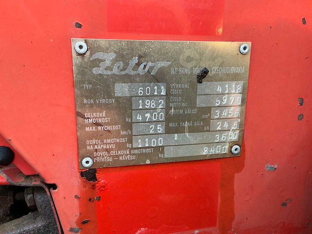 1983 zetor 6011 tweewielaangedreven landbouwtractor - afbeelding 21 van  21