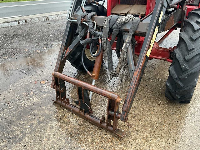 1984 - case ih - 633 - vierwielaangedreven landbouwtractor - afbeelding 4 van  22