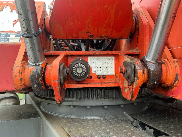 1984 atlas 1301e banden graafmachine - afbeelding 16 van  29