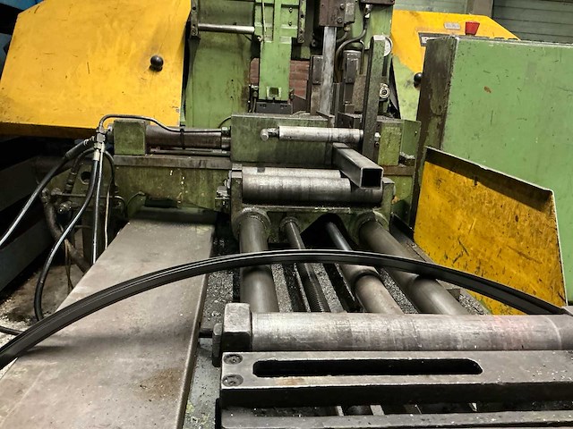 1984 behringer hbp260a afkortcirkelzaagmachine - afbeelding 18 van  30