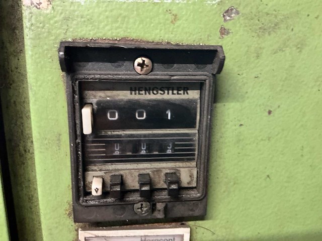 1984 behringer hbp260a afkortcirkelzaagmachine - afbeelding 21 van  30