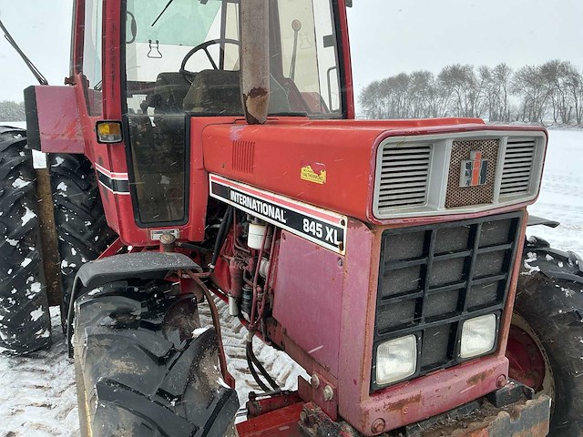 1984 case international 845xl vierwielaangedreven landbouwtractor - afbeelding 5 van  34