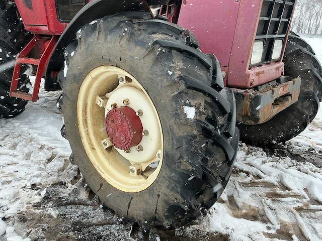 1984 case international 845xl vierwielaangedreven landbouwtractor - afbeelding 9 van  34
