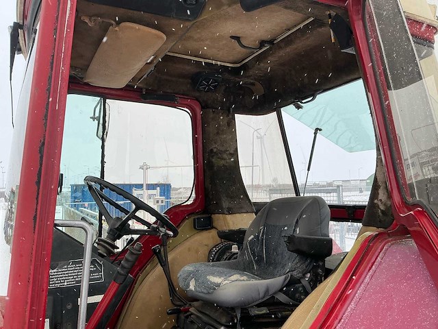 1984 case international 845xl vierwielaangedreven landbouwtractor - afbeelding 15 van  34