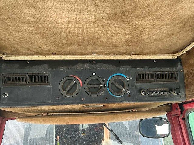 1984 case international 845xl vierwielaangedreven landbouwtractor - afbeelding 19 van  34