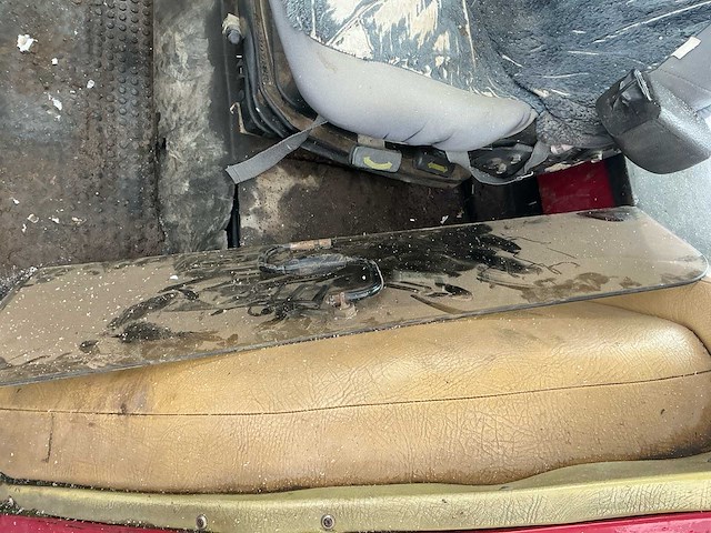 1984 case international 845xl vierwielaangedreven landbouwtractor - afbeelding 22 van  34