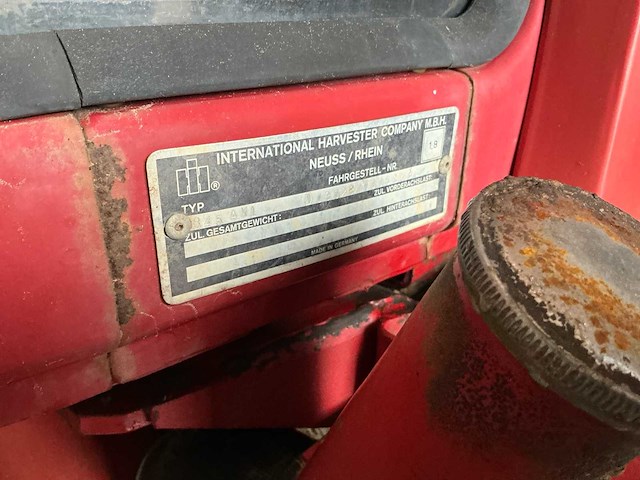 1984 case international 845xl vierwielaangedreven landbouwtractor - afbeelding 26 van  34