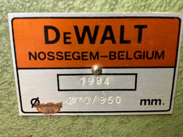 1984 dewalt radiaalafkortzaagmachine - afbeelding 4 van  12