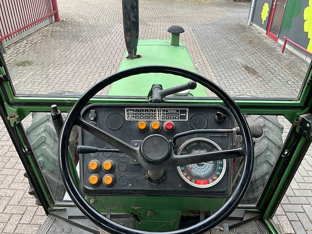 1984 fendt 309ls vierwielaangedreven landbouwtractor - afbeelding 19 van  41