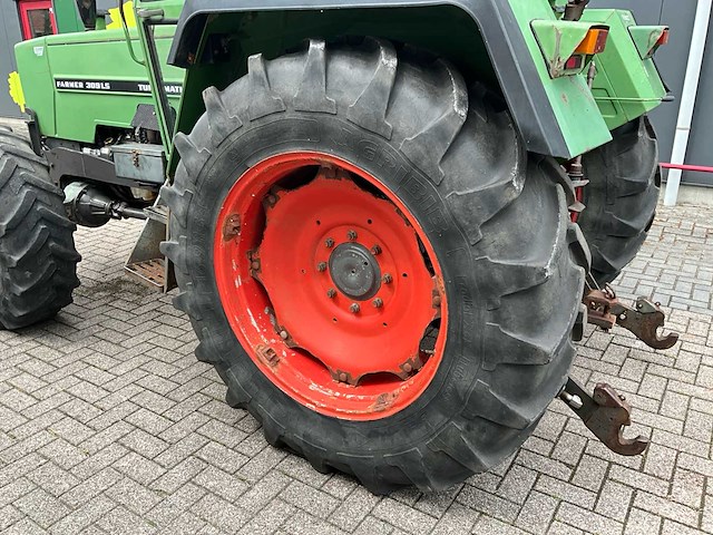 1984 fendt 309ls vierwielaangedreven landbouwtractor - afbeelding 31 van  41