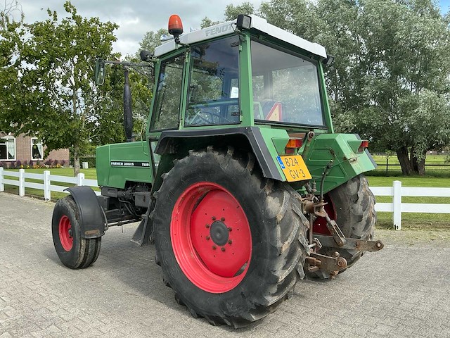 1984 fendt farmer 306ls turbomatik tweewielaangedreven landbouwtractor - afbeelding 15 van  18