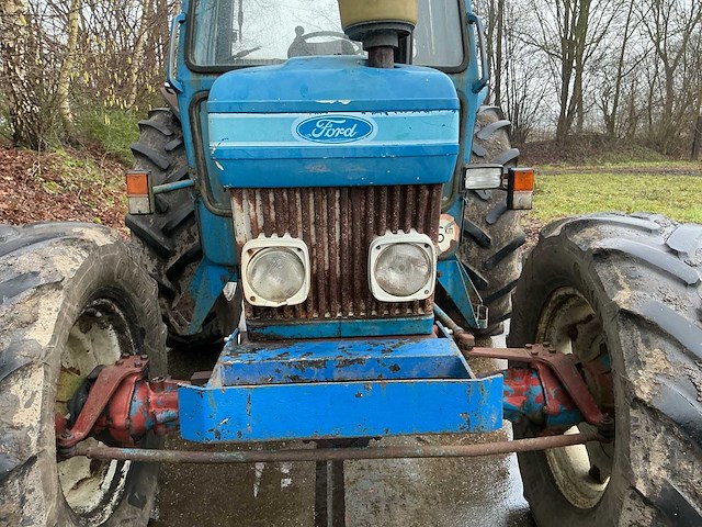1984 ford 4610 vierwielaangedreven landbouwtractor - afbeelding 2 van  23