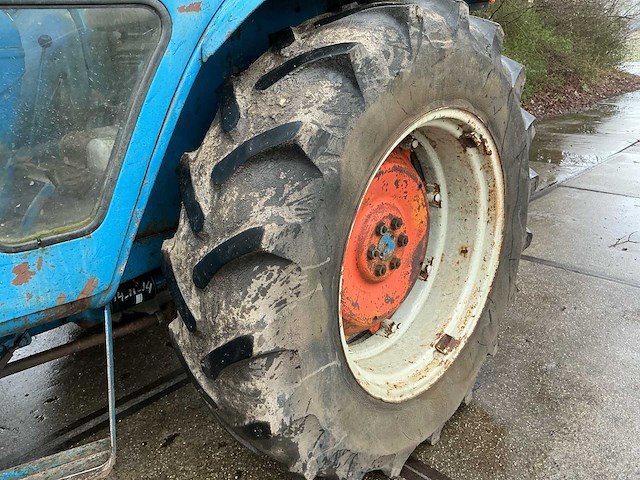 1984 ford 4610 vierwielaangedreven landbouwtractor - afbeelding 8 van  23