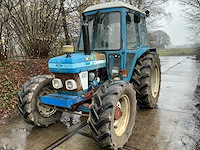 1984 ford 4610 vierwielaangedreven landbouwtractor - afbeelding 1 van  23