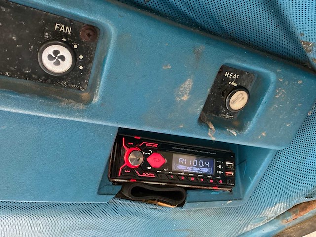 1984 ford 4610 vierwielaangedreven landbouwtractor - afbeelding 23 van  23