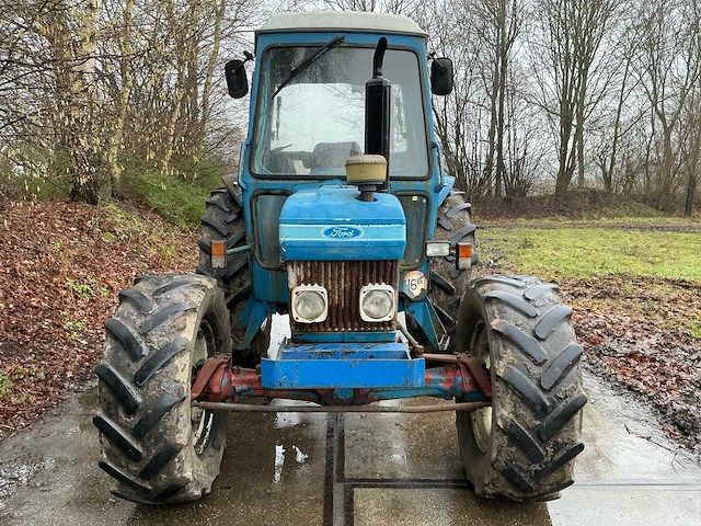 1984 ford 4610 vierwielaangedreven landbouwtractor - afbeelding 11 van  23
