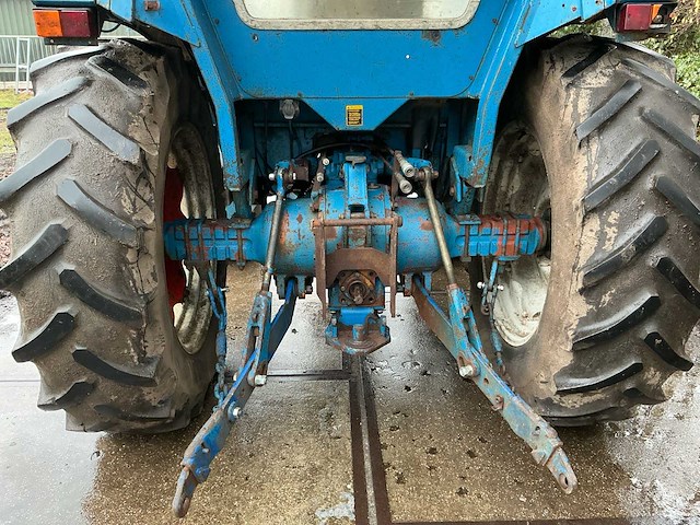 1984 ford 4610 vierwielaangedreven landbouwtractor - afbeelding 19 van  23