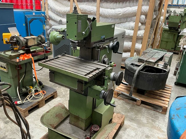1984 infratirea fus22 freesmachine - afbeelding 1 van  11