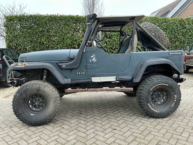 1984 jeep 4x4 cj 4.2 cj-7 personenauto - afbeelding 23 van  37