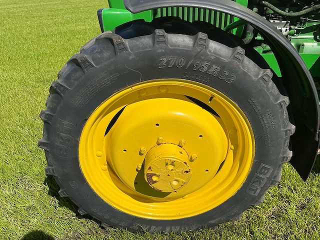 1984 john deere 2140 vierwielaangedreven landbouwtractor - afbeelding 22 van  23
