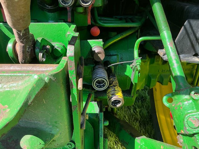 1984 john deere 2140 vierwielaangedreven landbouwtractor - afbeelding 5 van  18
