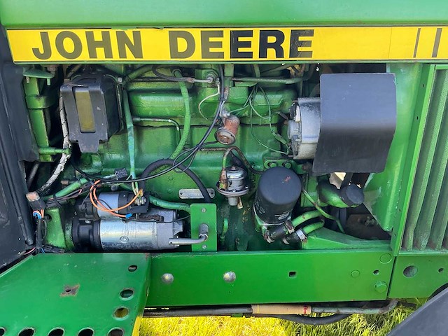 1984 john deere 2140 vierwielaangedreven landbouwtractor - afbeelding 9 van  18