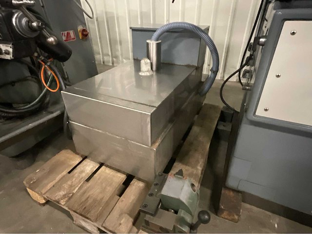 1984 jung jf415 vlakslijpmachine - afbeelding 19 van  21