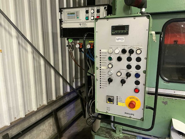 1984 kaiser 80t pers - afbeelding 19 van  22