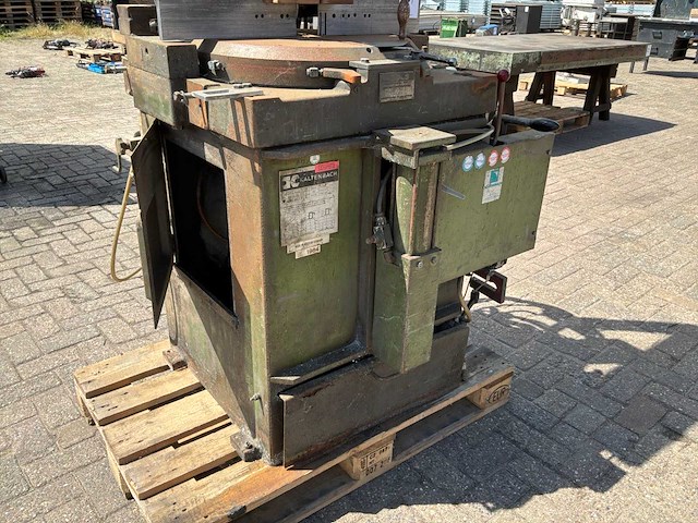 1984 kaltenbach skl-400 afkortcirkelzaagmachine - afbeelding 12 van  19