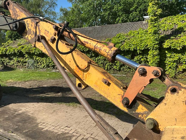 1984 liebher r900 rupsgraafmachine - afbeelding 13 van  35
