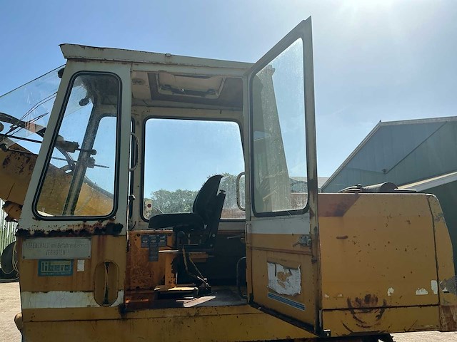1984 liebher r900 rupsgraafmachine - afbeelding 17 van  35