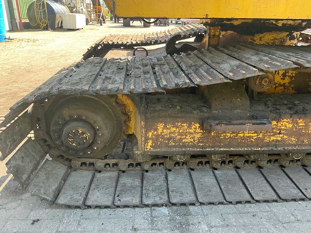 1984 liebher r900 rupsgraafmachine - afbeelding 24 van  35