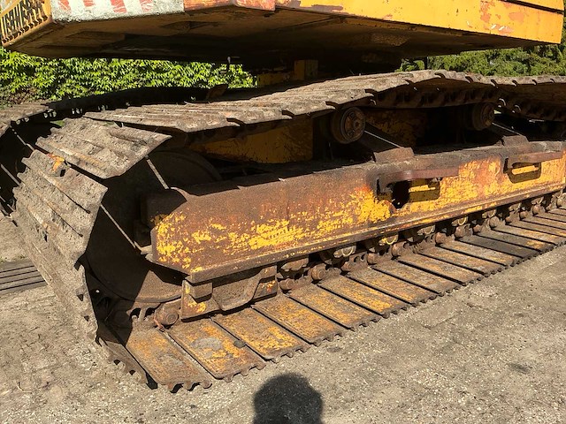 1984 liebher r900 rupsgraafmachine - afbeelding 27 van  35