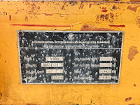 1984 liebher r900 rupsgraafmachine - afbeelding 29 van  35