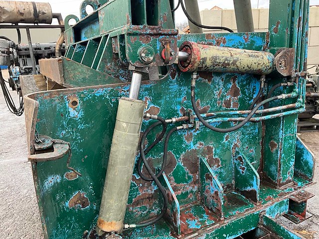 1984 mbh ce autocrusher - afbeelding 6 van  15