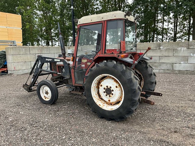 1984 new holland 45-66s tweewielaangedreven landbouwtractor - afbeelding 12 van  23